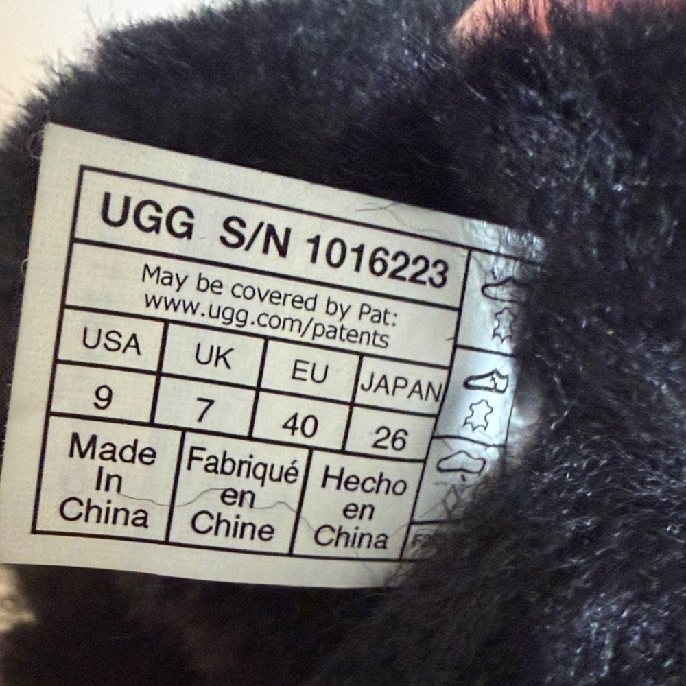 UGG Classic Black Ankle Booties - Picture 4 of 6